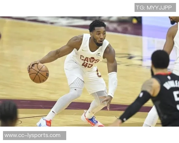 米切尔状态火热轻松砍下46分创赛季新高带队胜利表现惊艳全场