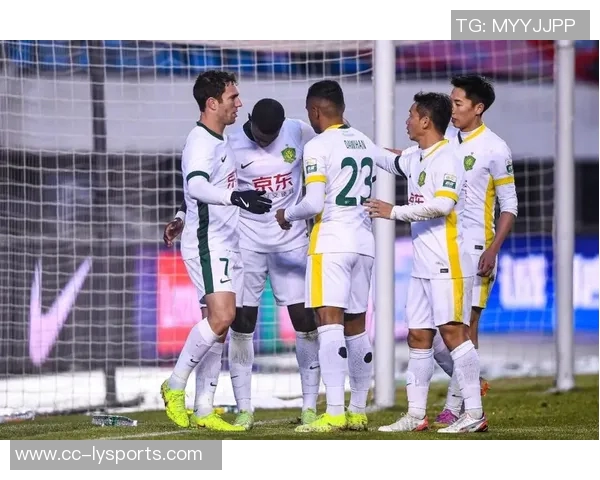 国安近8场战绩惨淡场均失球3个换帅后连遭败绩与平局困扰