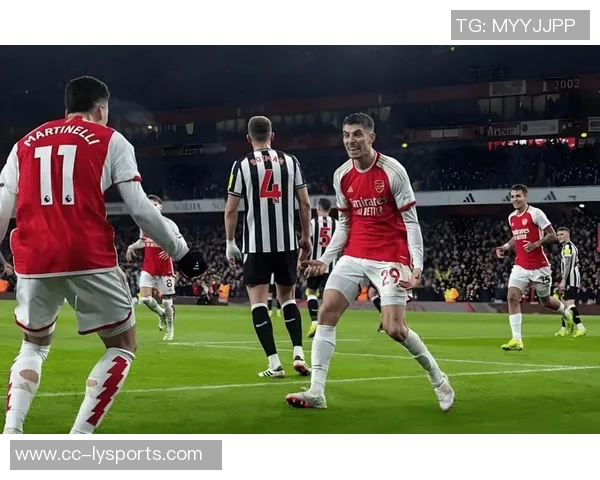 曼联昔日英超对阵桑德兰首发回顾卢克肖独存队中