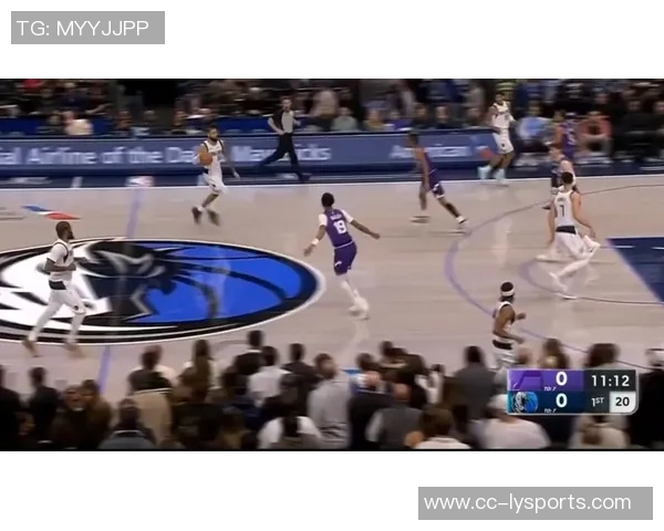 克莱半场表现出色8投4中三分命中率高达50助力球队取得良好开局