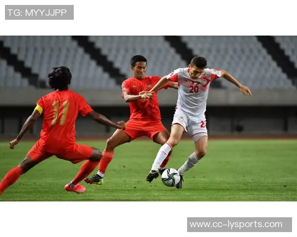 洛夫顿下半场表现平平10中5仅得10分4板10助自抛自扣两次未果