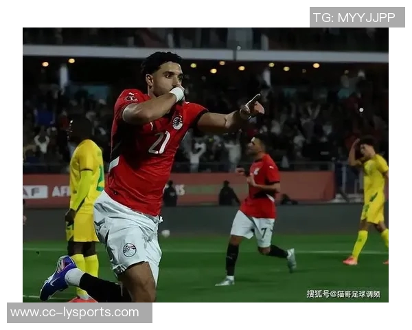 早报：曼城引进塞梅尼奥曼联接洽索帅等教练非洲杯四强名单揭晓